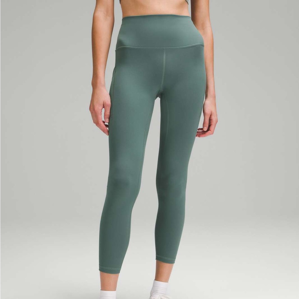 Lululemon Wunder Train High Rise Tight with Pockets - Picture 2 of 6
